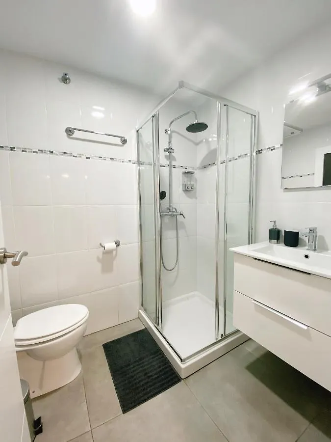 Gmc Turistics - Great Apartment For Groups & Families Malaga