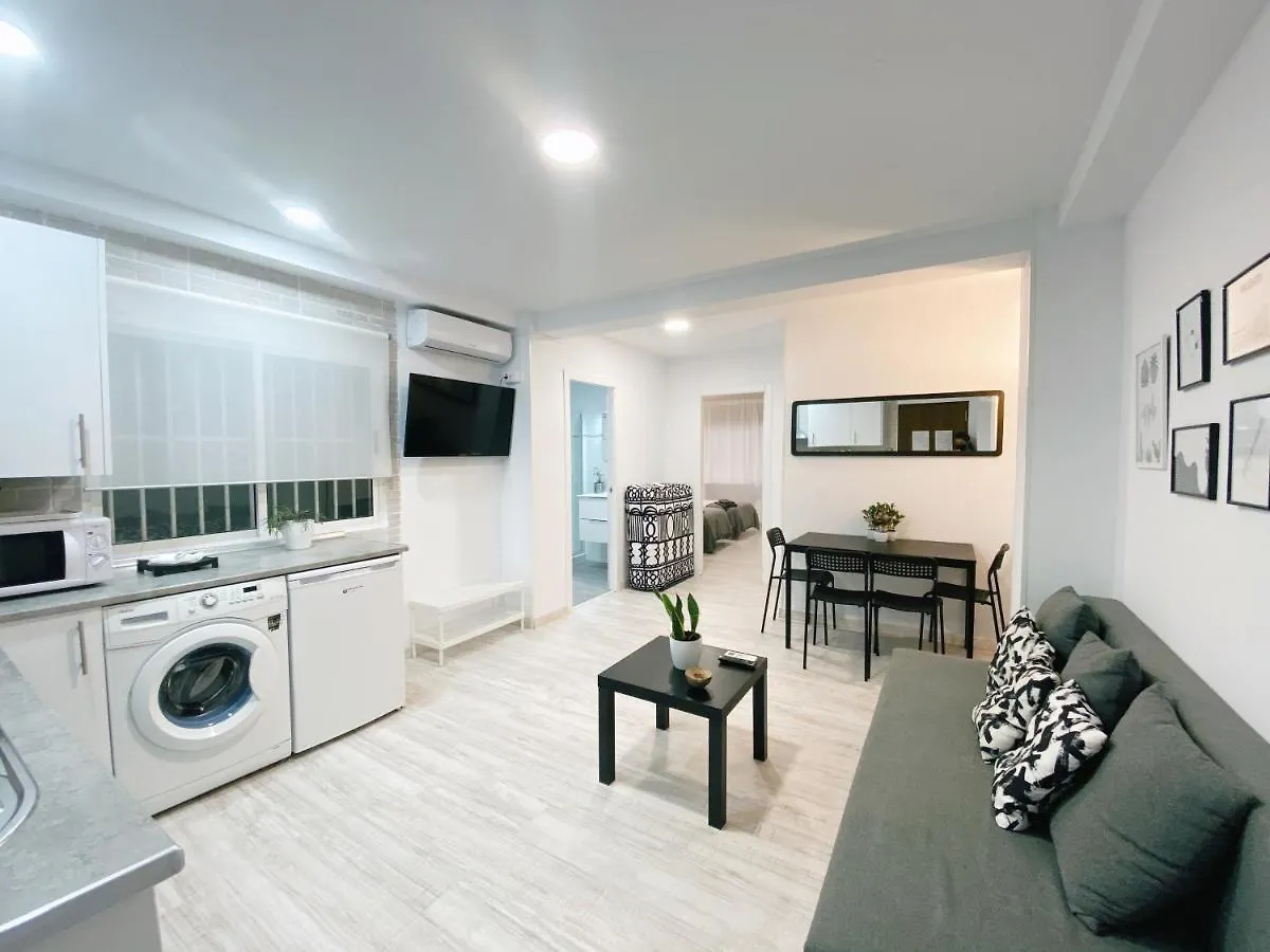 Gmc Turistics - Great Apartment For Groups & Families Malaga