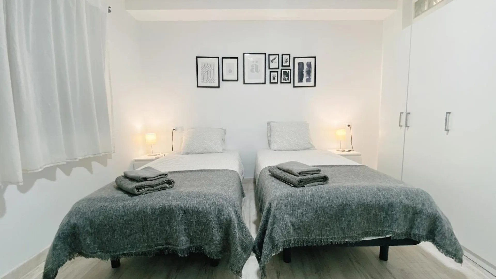 Gmc Turistics - Great Apartment For Groups & Families Malaga