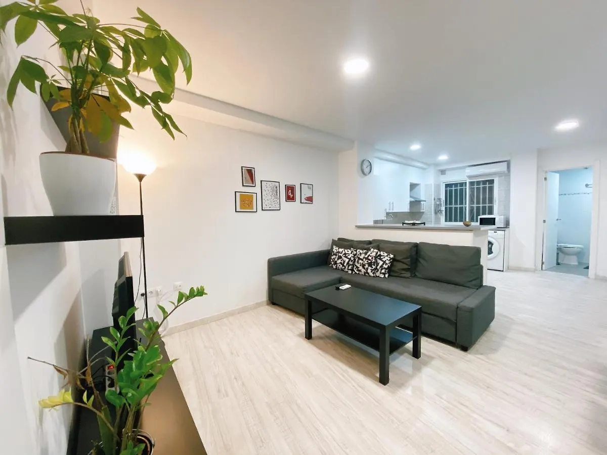 Gmc Turistics - Great Apartment For Groups & Families Malaga