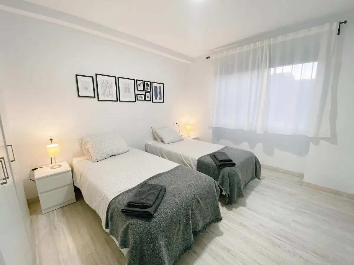 Gmc Turistics - Great Apartment For Groups & Families Malaga