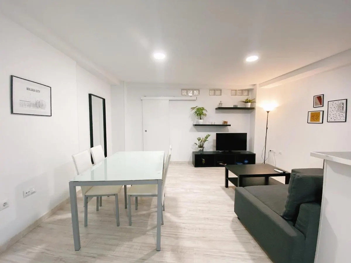 Gmc Turistics - Great Apartment For Groups & Families Málaga